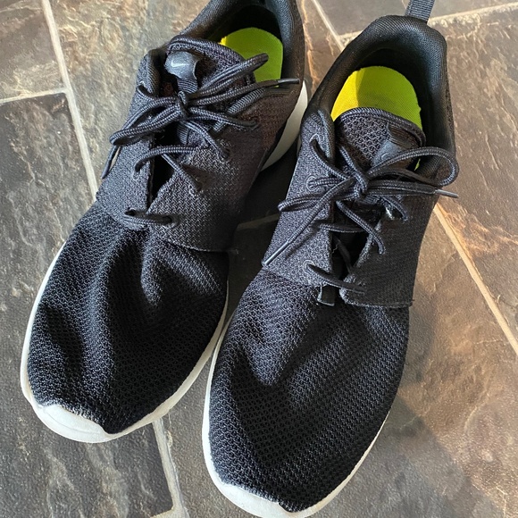 Nike man shoes - Picture 1 of 2